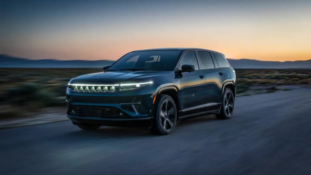 2024 Jeep Wagoneer S