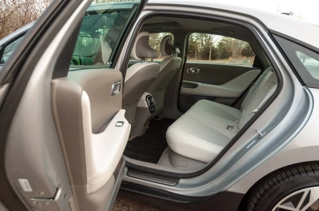 2024 Hyundai Ioniq 6