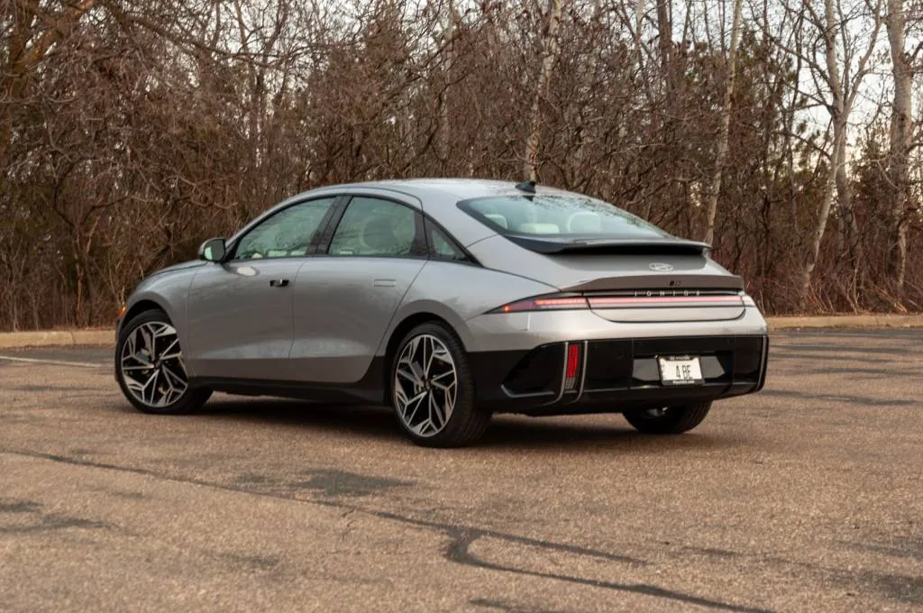 2024 Hyundai Ioniq 6