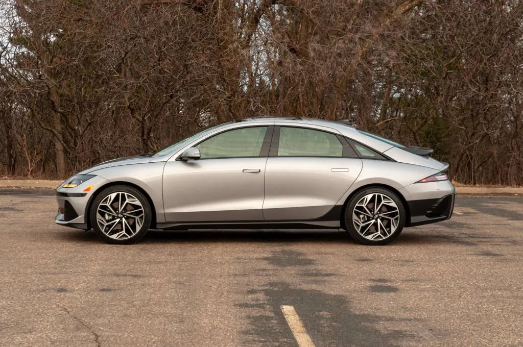 2024 Hyundai Ioniq 6