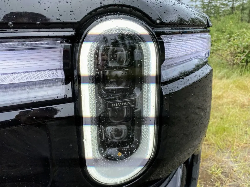 2025 Rivian R1 lineup