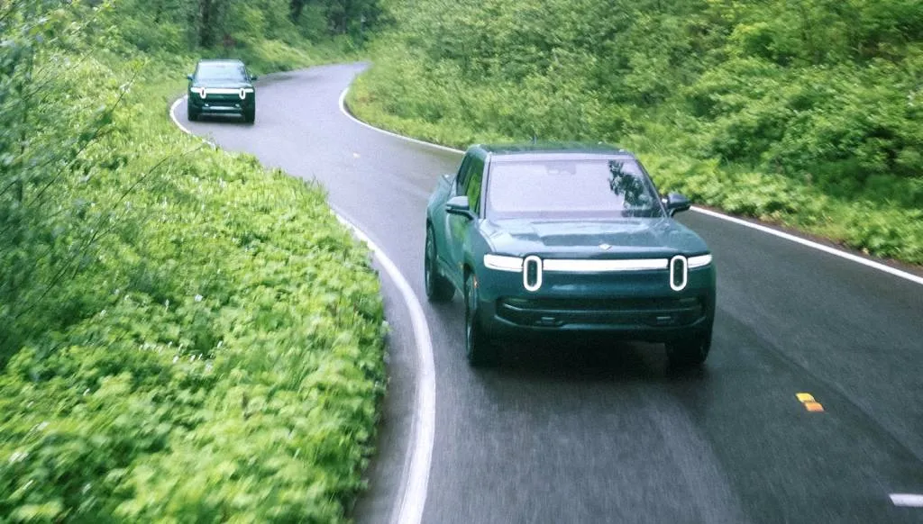 2025 Rivian R1T