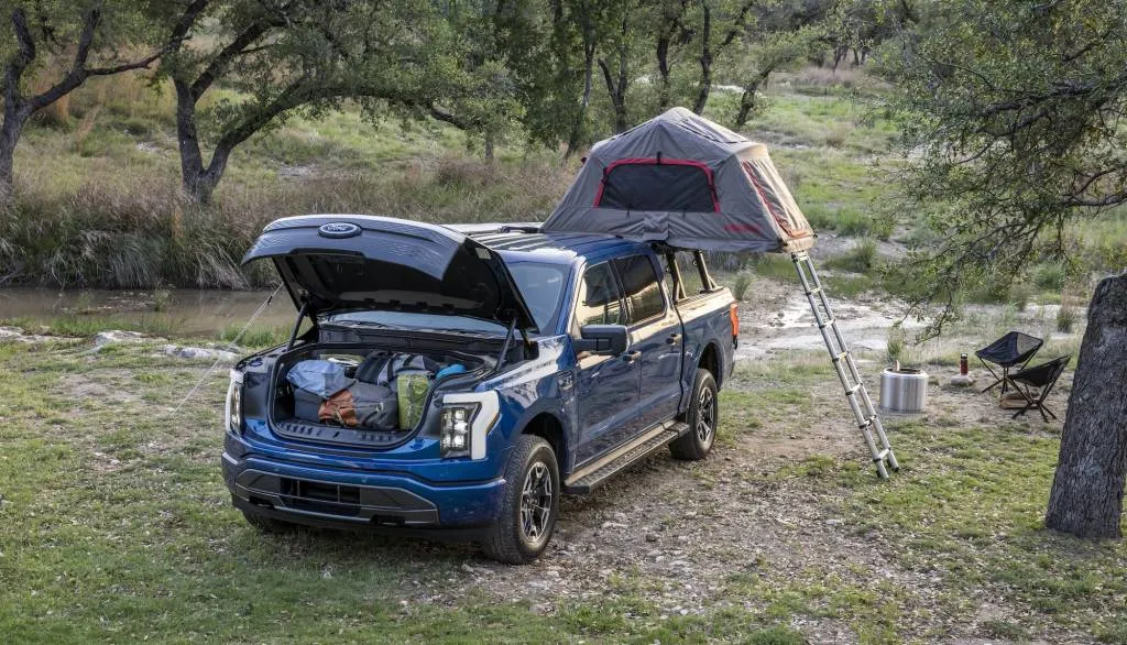 2025 Ford F-150 Lightning